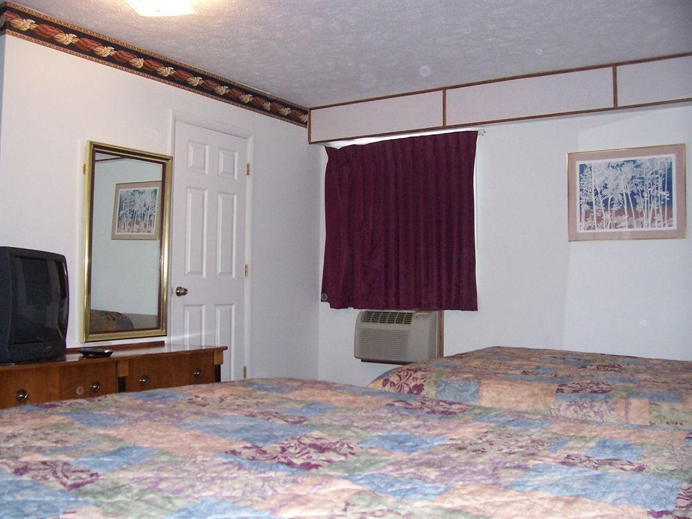 North Country American Inn คาลคาสกา ภายนอก รูปภาพ