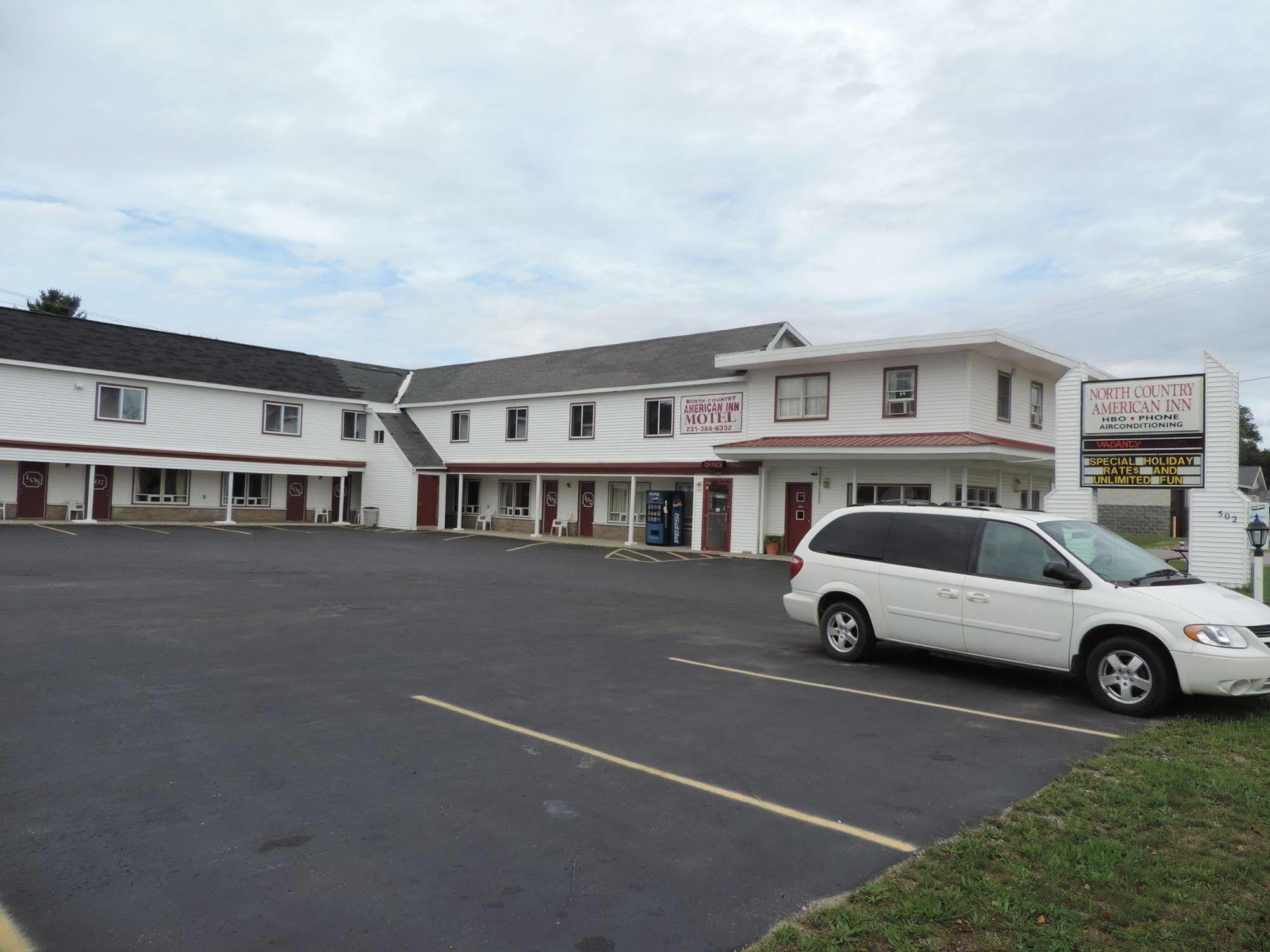 North Country American Inn คาลคาสกา ภายนอก รูปภาพ