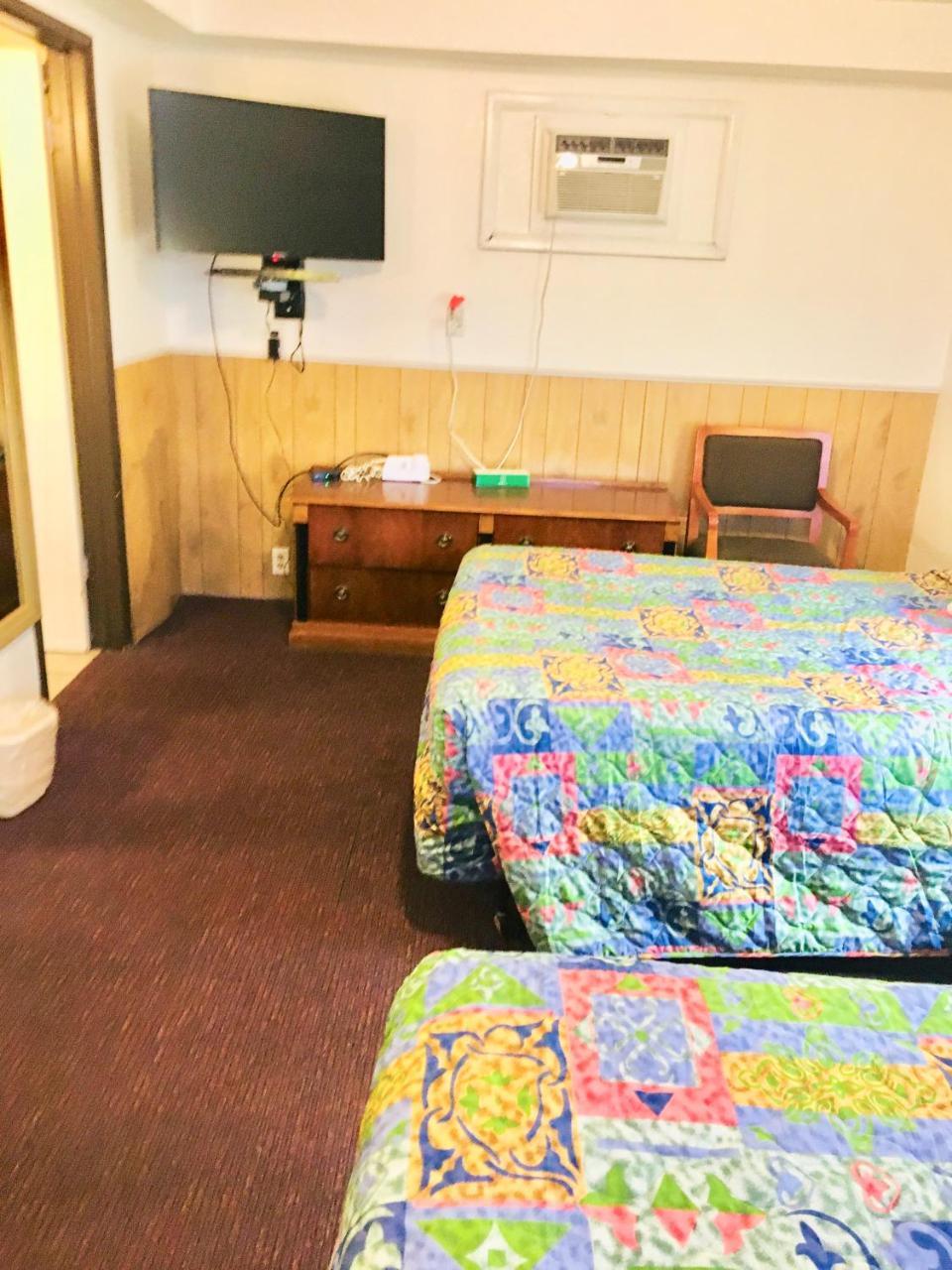 North Country American Inn คาลคาสกา ภายนอก รูปภาพ