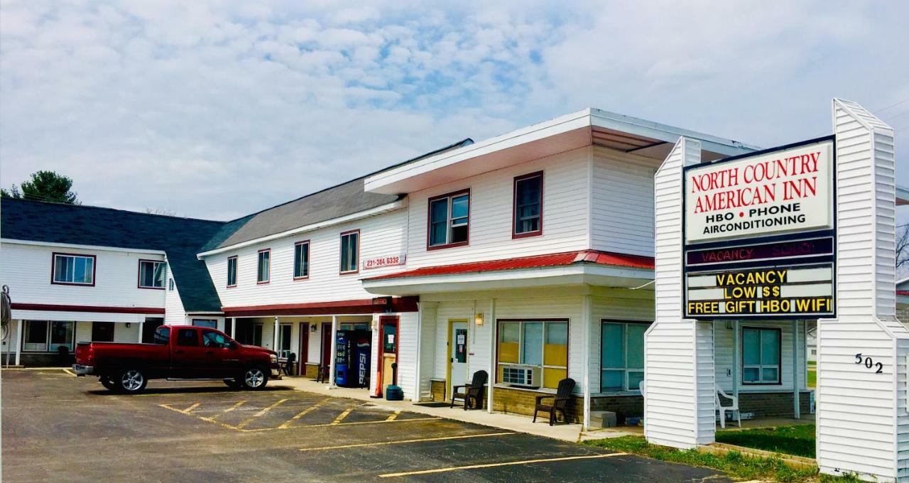 North Country American Inn คาลคาสกา ภายนอก รูปภาพ